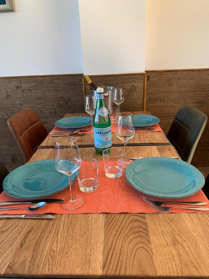 Entre Nous Hotell Rozoy-sur-Serre Exteriör bild