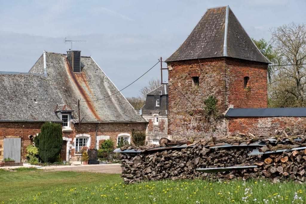 Entre Nous Hotell Rozoy-sur-Serre Exteriör bild